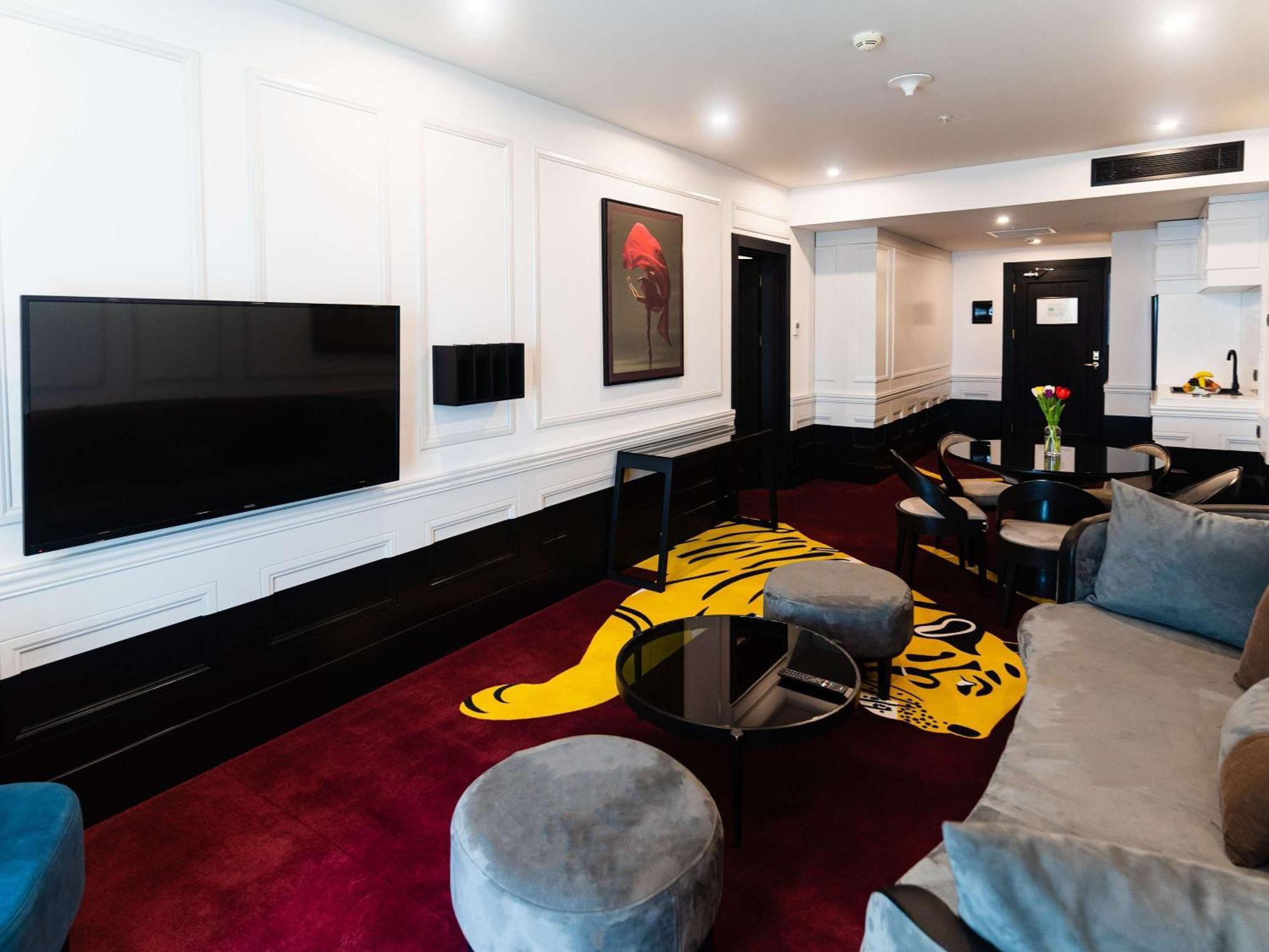 Mercure Baku City Ngoại thất bức ảnh