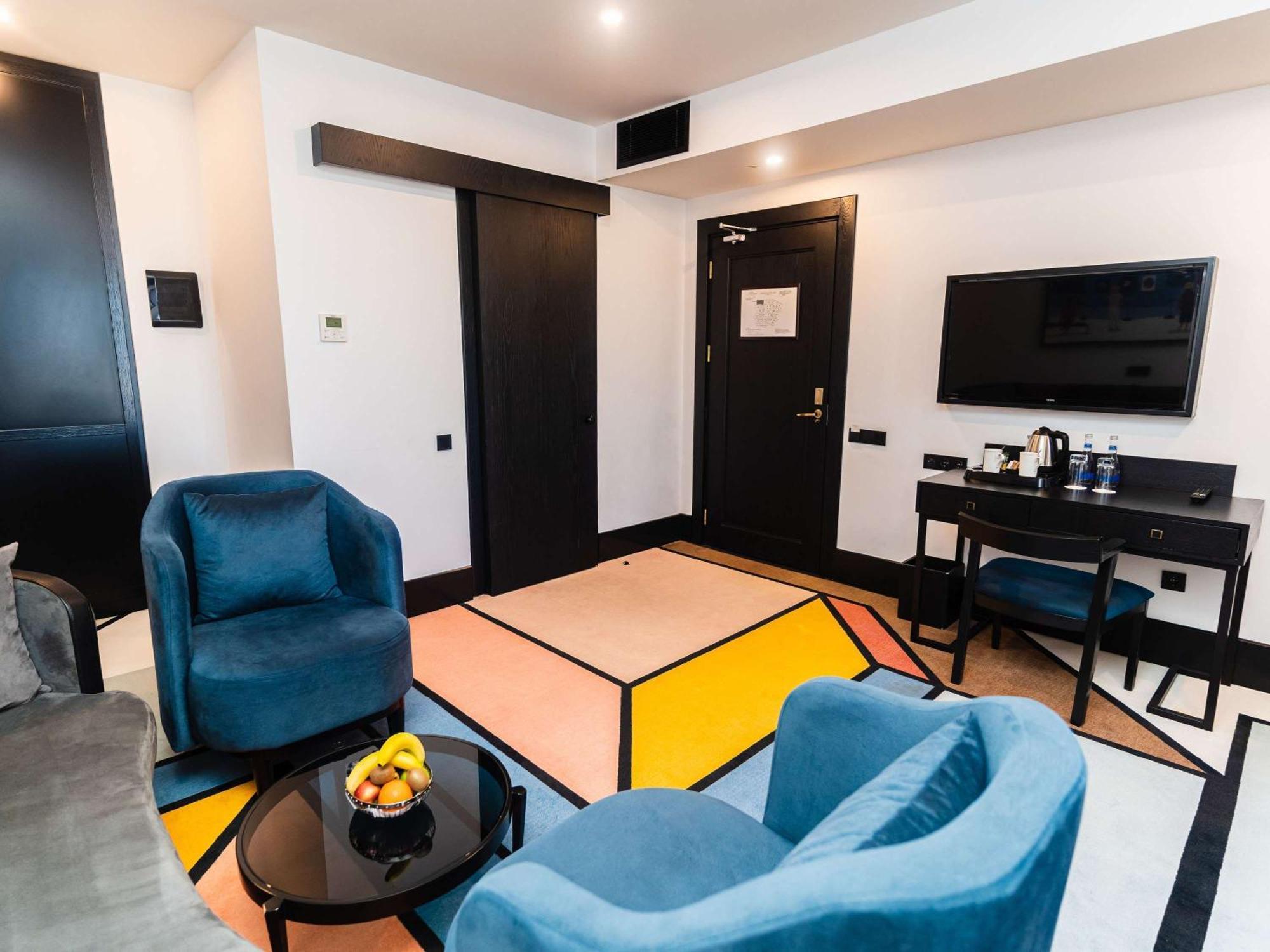 Mercure Baku City Ngoại thất bức ảnh