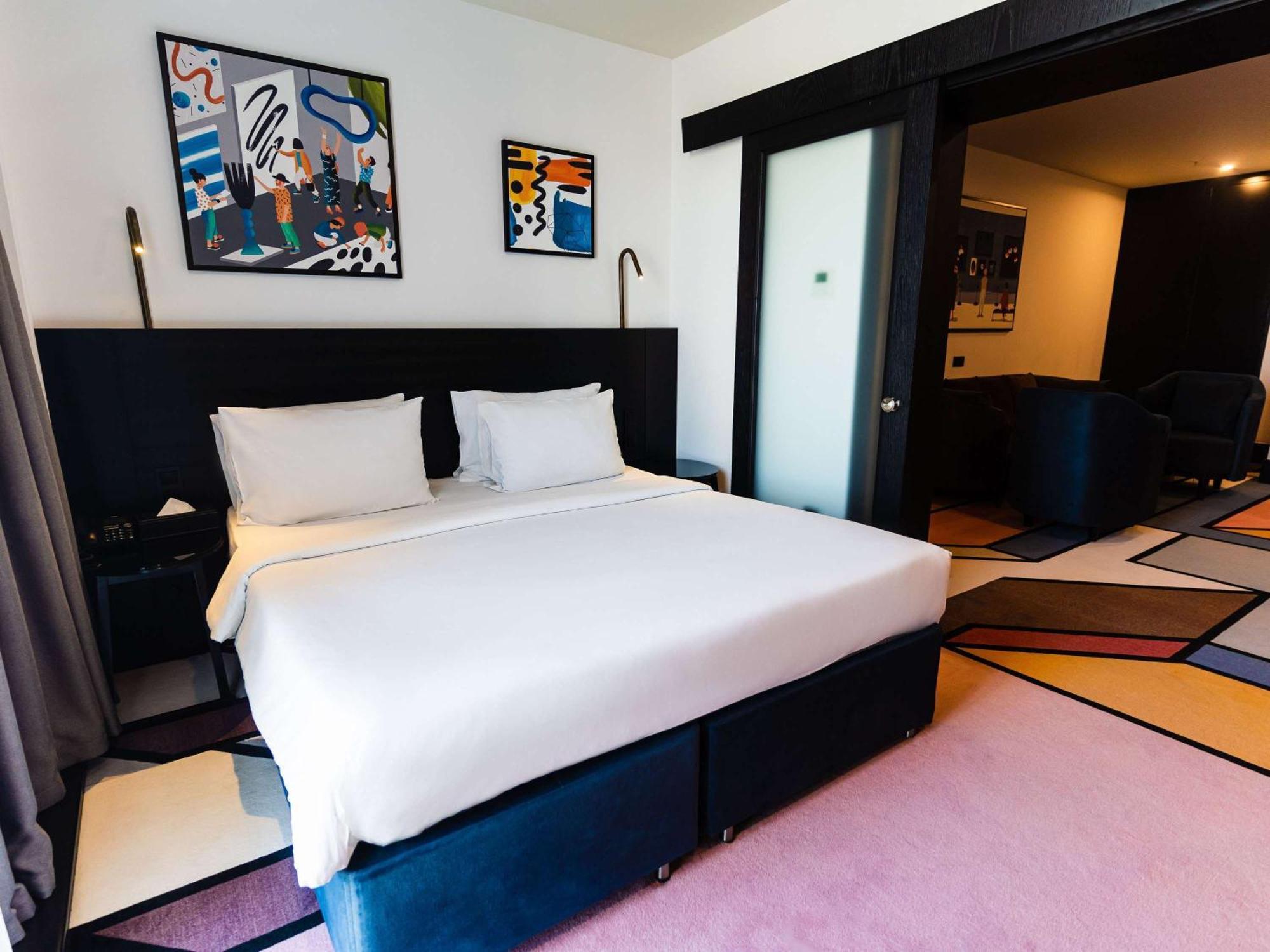 Mercure Baku City Ngoại thất bức ảnh